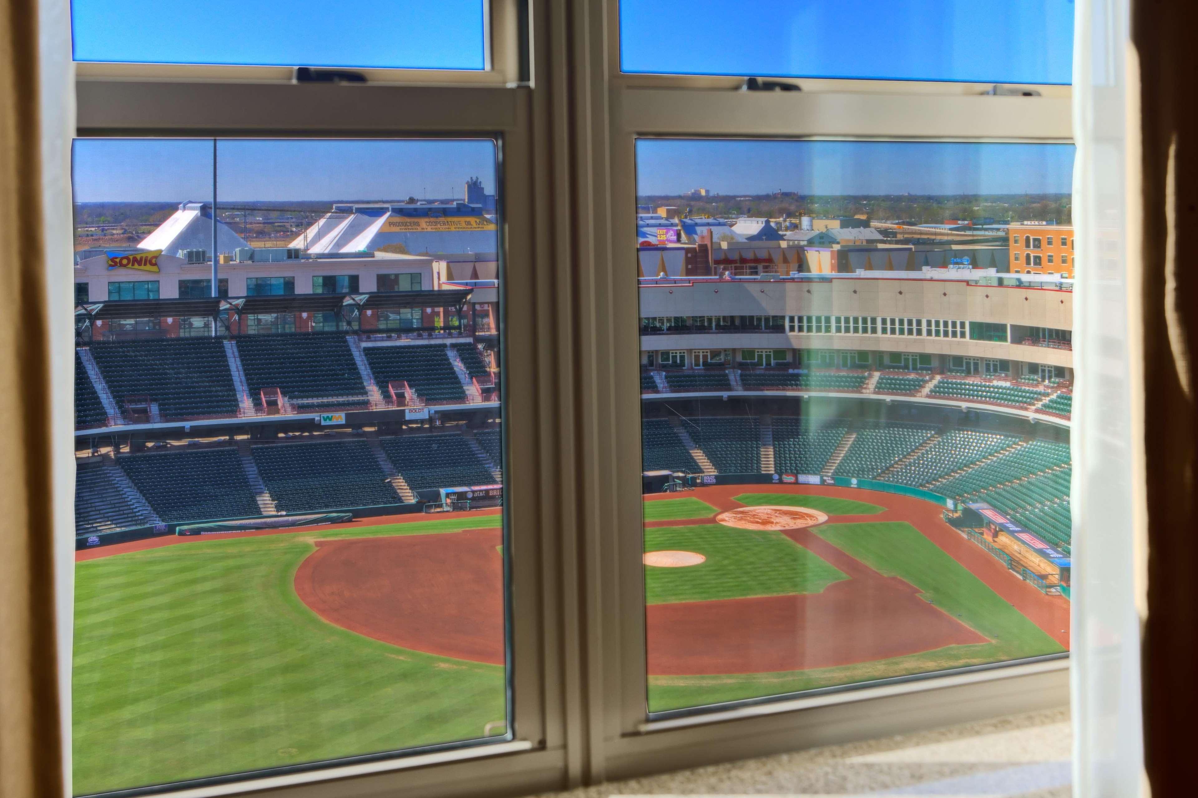 Hampton Inn & Suites Oklahoma City-Bricktown Facilities photo
